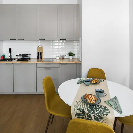 Modern & Cozy Flat - Near To Wawel Castle Apartment Krakow