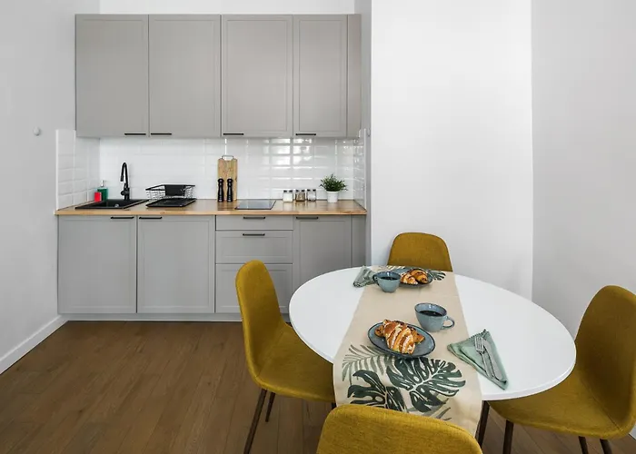 Modern & Cozy Flat - Near To Wawel Castle شقة كراكوفيا