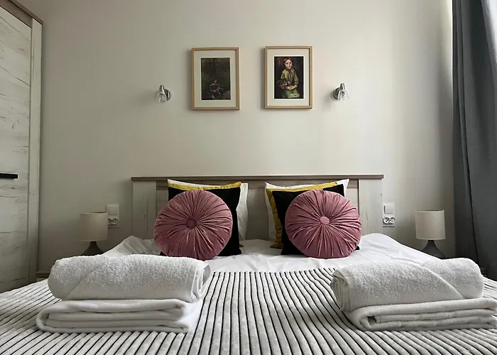 Modern & Cozy Flat - Near To Wawel Castle شقة